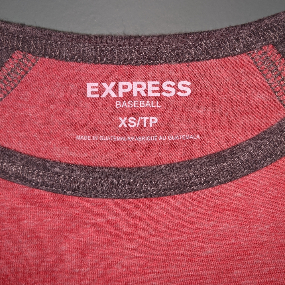 EXPRESS Colorblock Tee - Picture 2 of 3